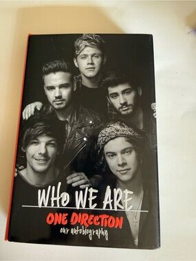 One Direction: Who We Are: Our Official Autobiography by One Direction Hardback